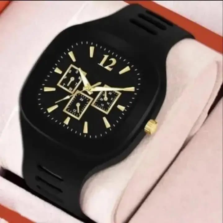Analogue Fashionable Watch For Men