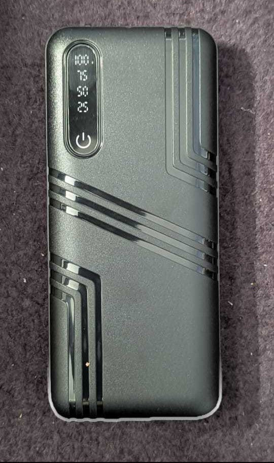 Iconic 10000mAh black power bank view 1